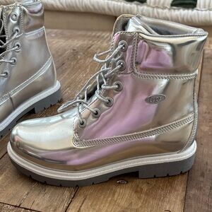 Lugz Silver Boots
Never worn